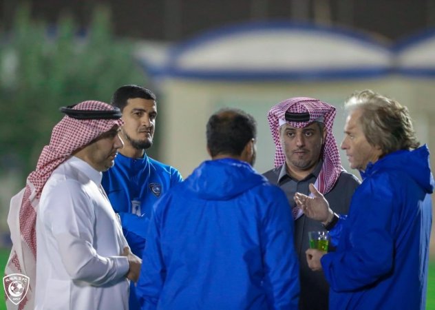 جيسوس مع الهلال